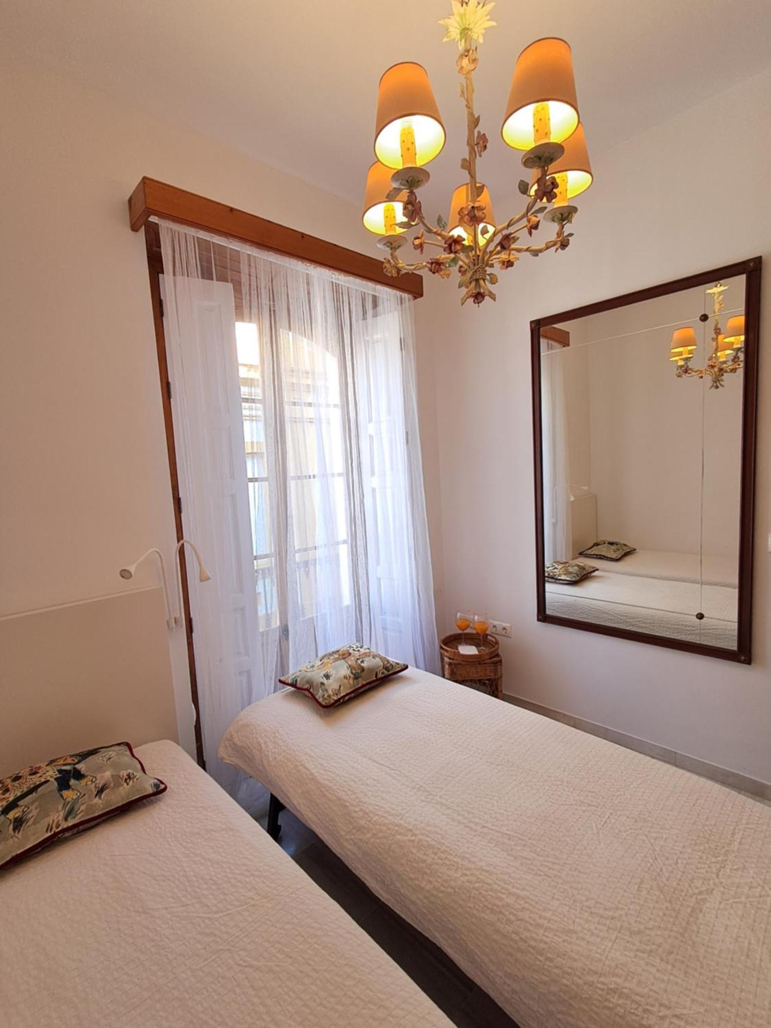 Apartamentos Almirante Hoyos Sevilla Eksteriør billede