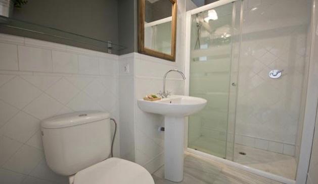Apartamentos Almirante Hoyos Sevilla Eksteriør billede